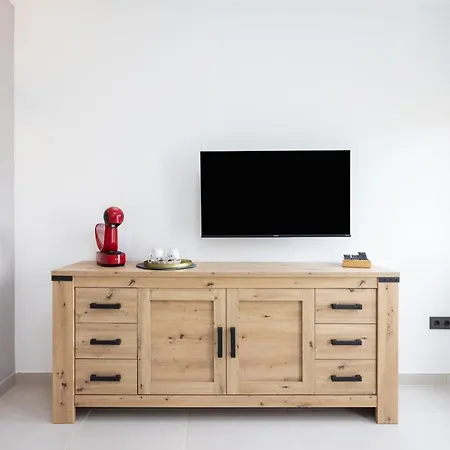 Wonderful Vacation And Pool Адехе