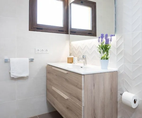 Wonderful Vacation And Pool Вілла Адехе