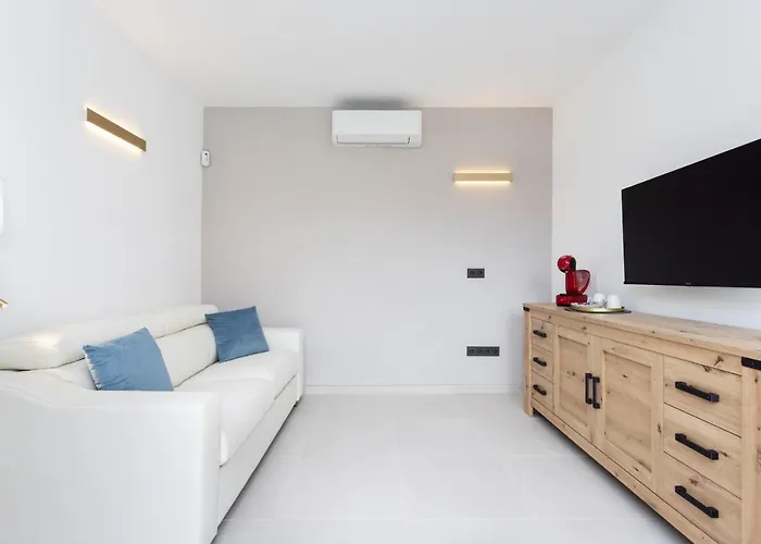 Wonderful Vacation And Pool * Адехе