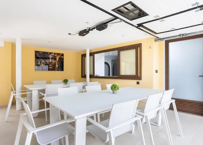 Wonderful Vacation And Pool Vila *